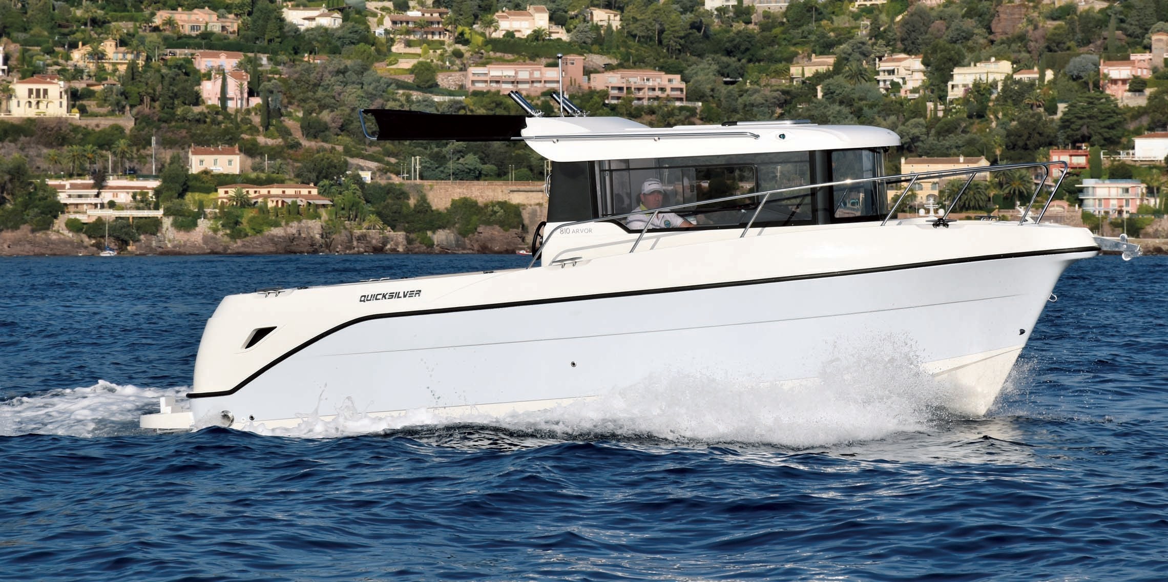 Quicksilver 810 Arvor 