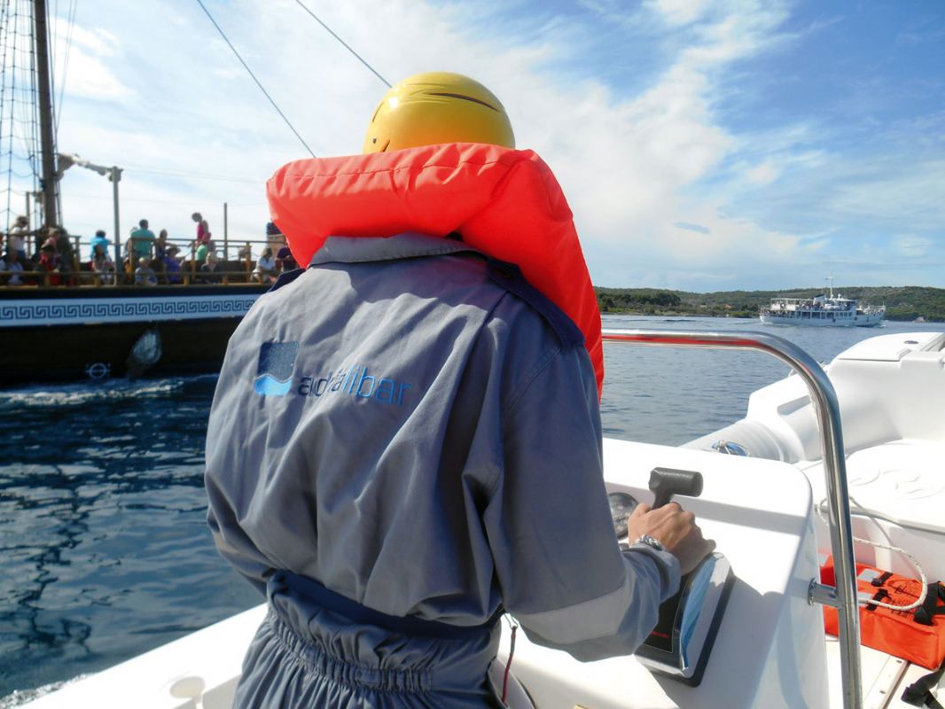 VHF i izbjegavanje sudara 