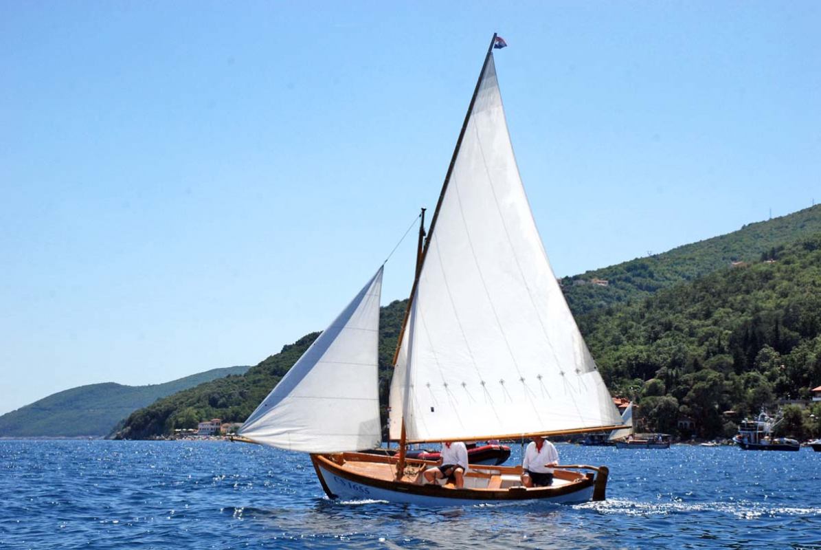 Kalendar održavanja regata tradicijskih barki u 2017. godini 