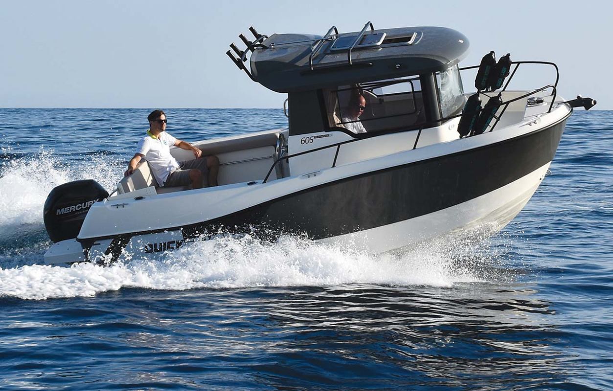 Quicksilver Captur 605 Pilothouse 