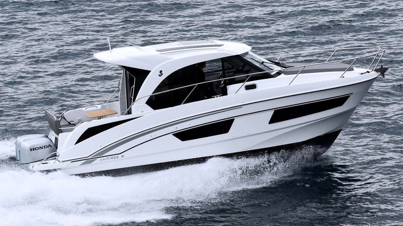 Beneteau Antares 9 OB