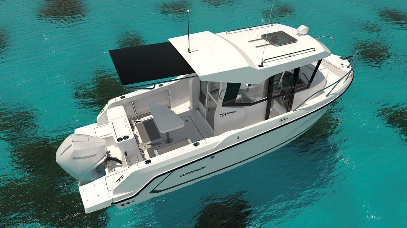 Quicksilver 705 Pilothouse