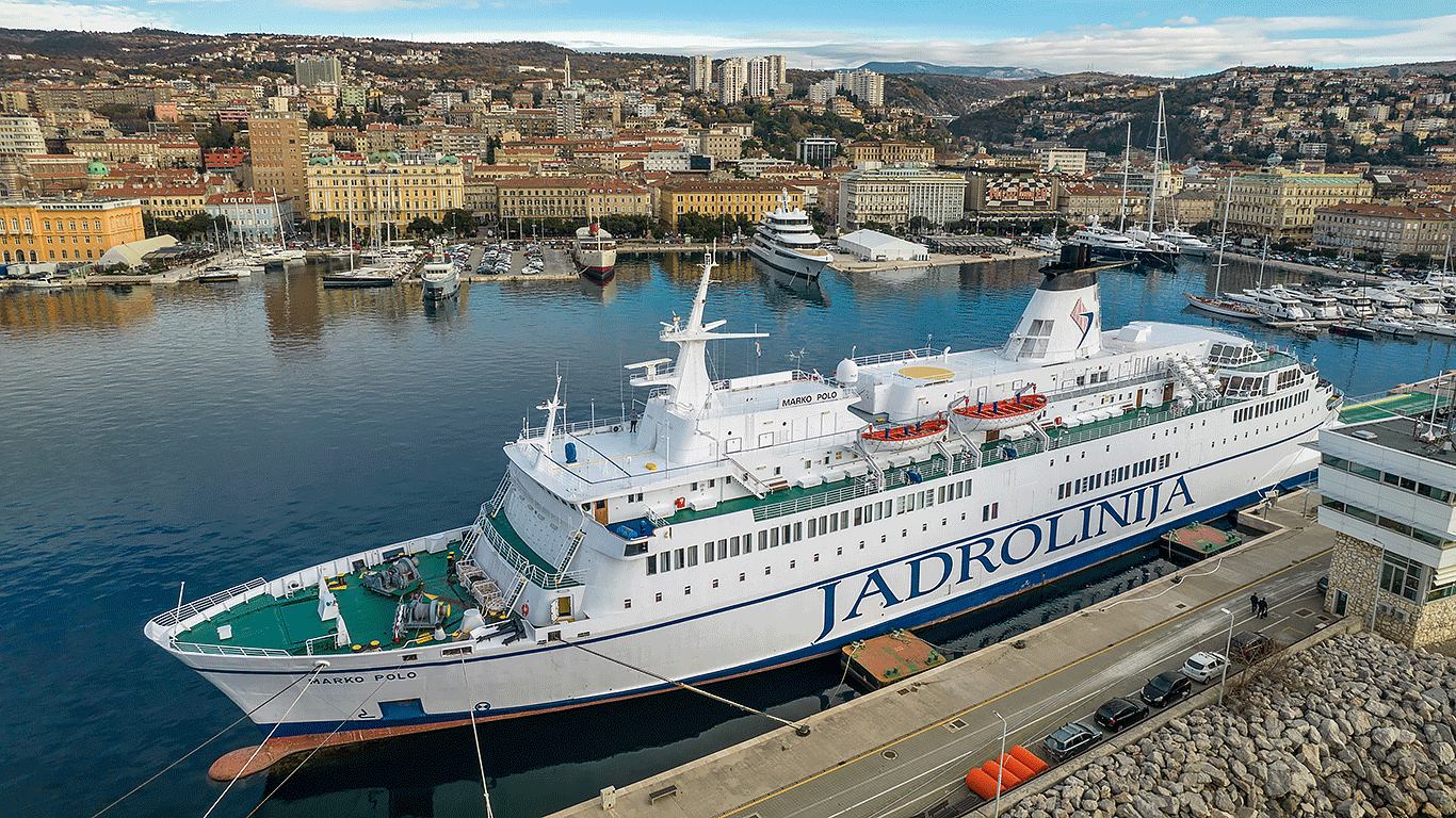 Jadrolinija - 75 godina iskustva i tradicije u pomorskom i putničkom prijevozu na Jadranu