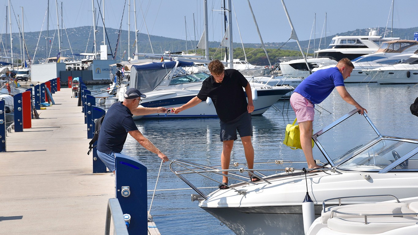 Nazire li se rješenje za EU dozvolu za voditelja brodice?