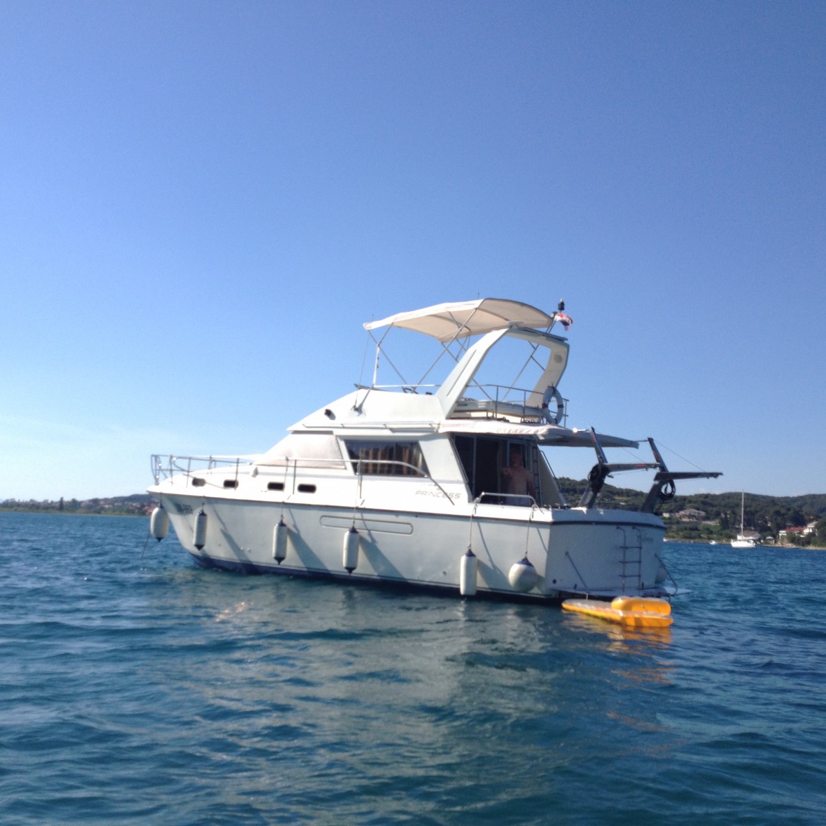 Princess 385