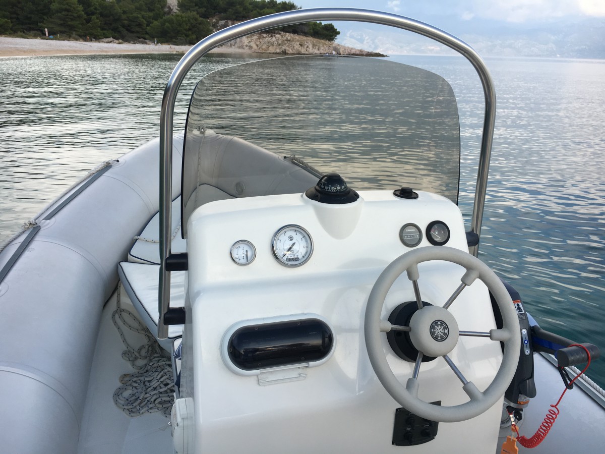 Bombard Explorer SB 480