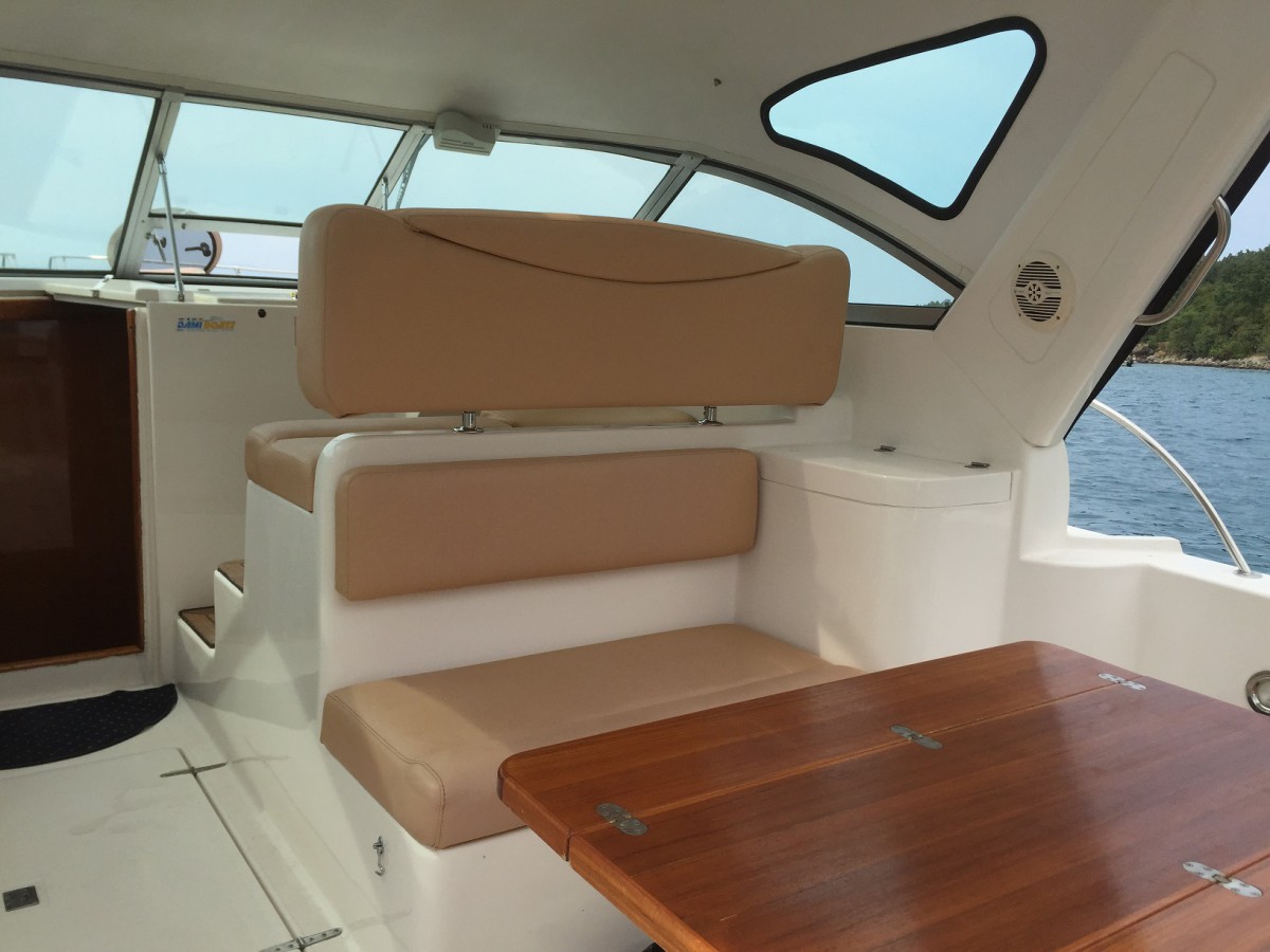 Gulf Craft Ambassador 36 Hard Top
